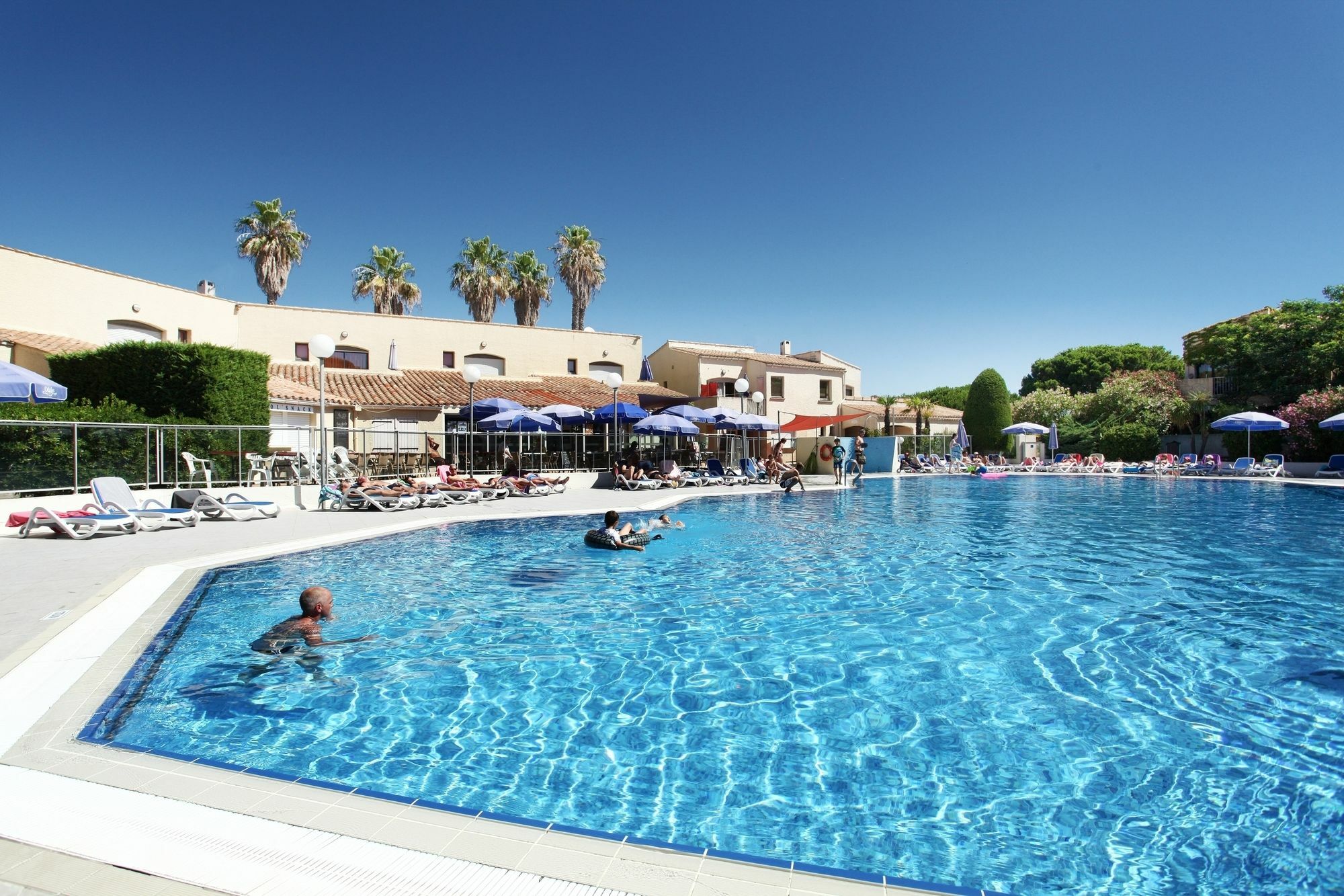 Residence Odalys Saint Loup Agde Exteriör bild