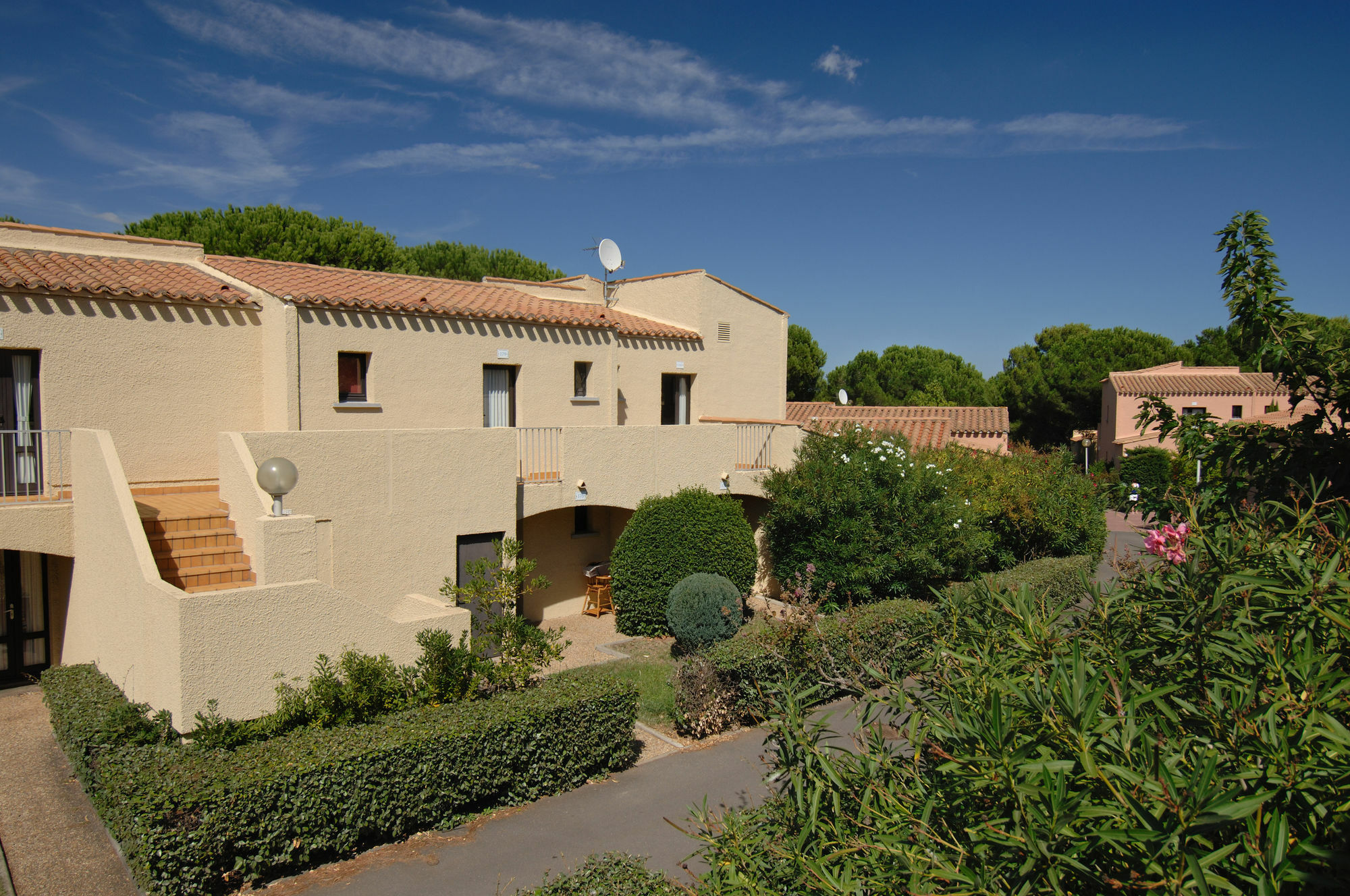 Residence Odalys Saint Loup Agde Exteriör bild
